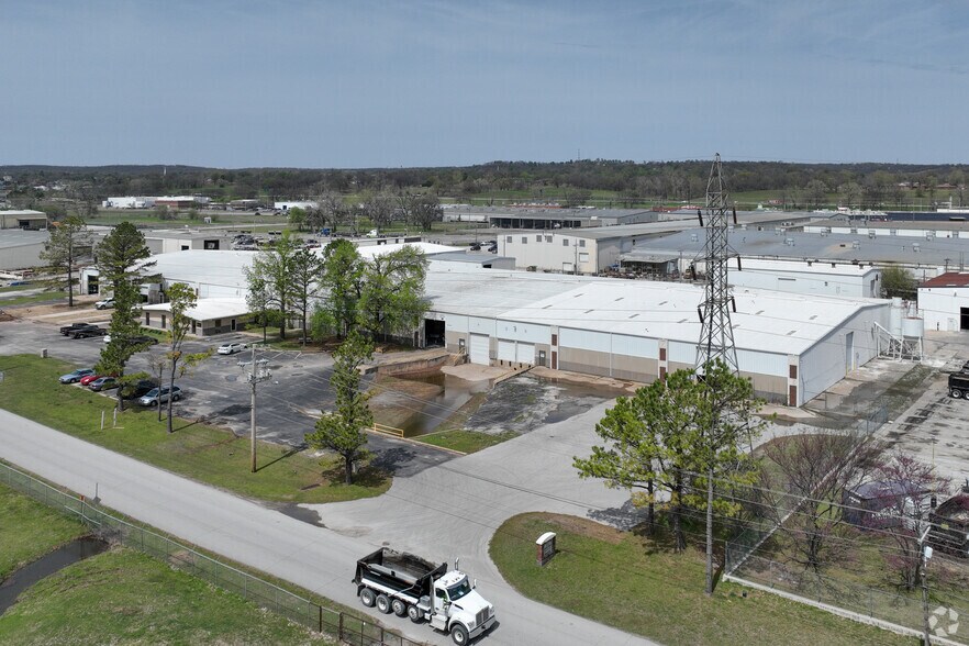 More Photos Of 8635 W 21st St, Sand Springs Warehouse For Sale