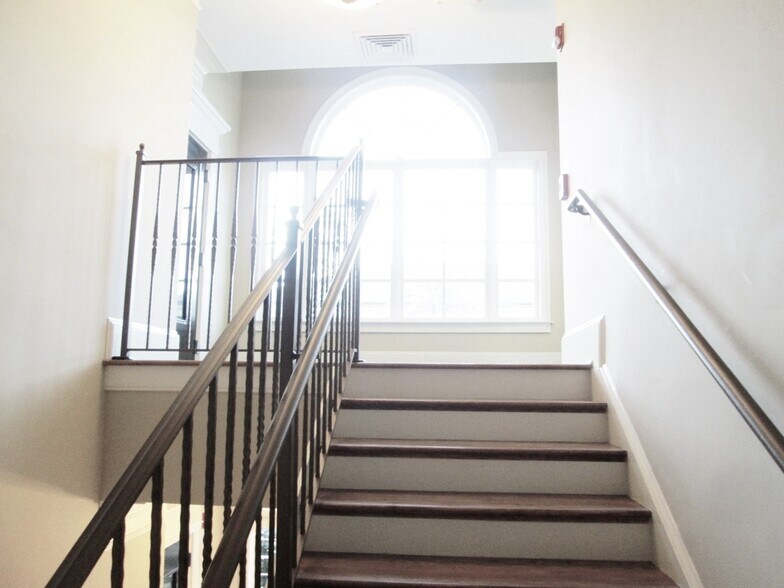 More Photos Of 5400 Laurel Springs Pky, Suwanee Office For Sale