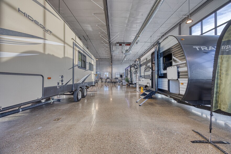 More Photos Of 3928 Tri Hill Frontage Rd, Great Falls Auto Dealership For Sale