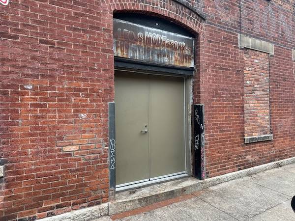 Primary Photo Of 1318 Clay St, Cincinnati Warehouse For Lease