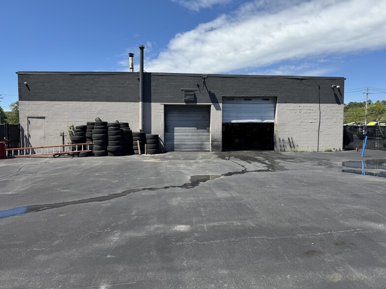 More Photos Of 3165 Route 112, Medford Auto Repair For Sale