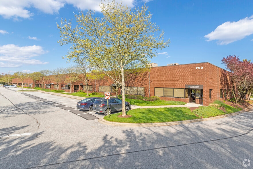 More Photos Of 910 Cromwell Park Dr, Glen Burnie Unknown For Lease