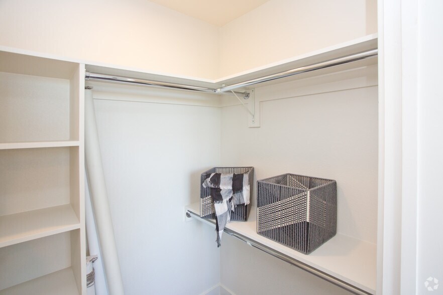 More Photos Of 1505 N Central Ave, Phoenix Apartments For Lease