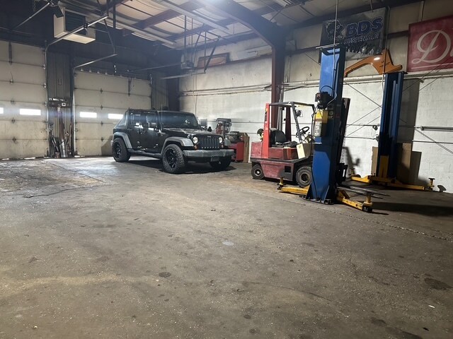 More Photos Of 7216 Ritchie Hwy, Glen Burnie Freestanding For Sale