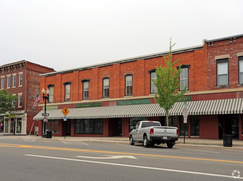 More Photos Of 121-127 E Main St, Ravenna Storefront Retail Office For Sale