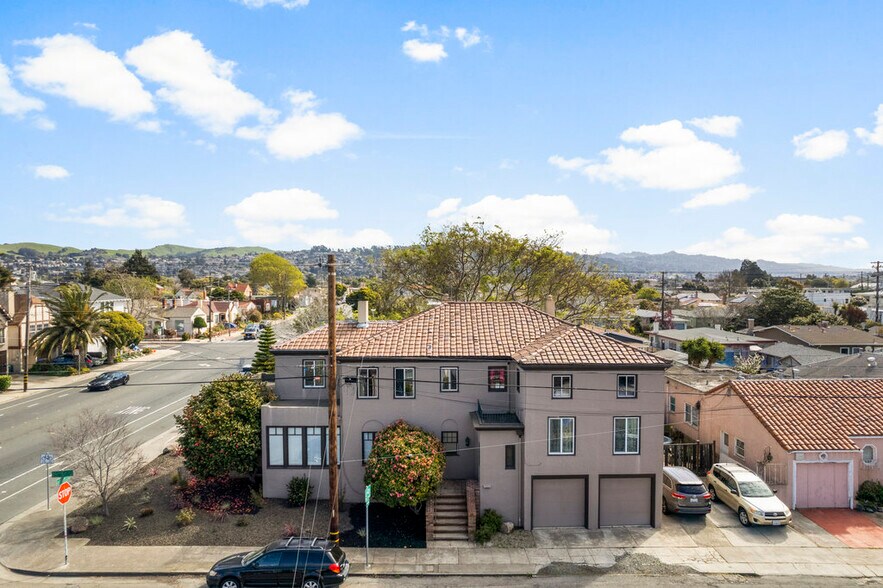 More Photos Of 2900 Barrett Ave, Richmond Multifamily For Sale