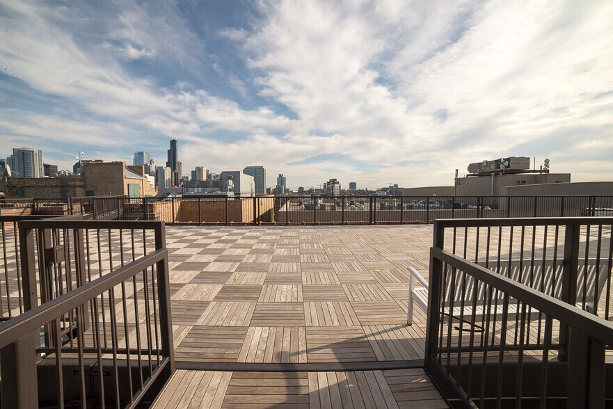 More Photos Of 770 N Halsted St, Chicago Office For Lease