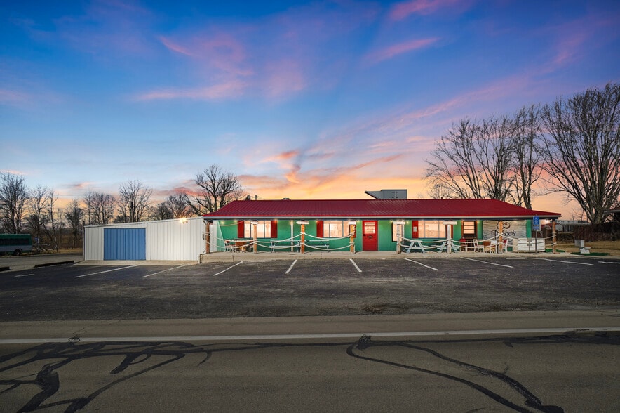 Primary Photo Of 15641 Oh-235, Belle Center Freestanding For Sale