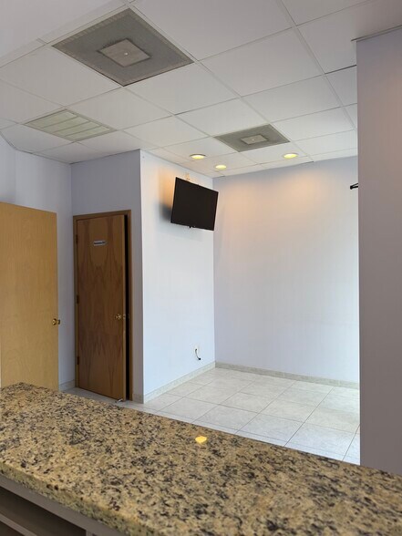 More Photos Of 3830 Tampa Rd, Palm Harbor Medical For Sale