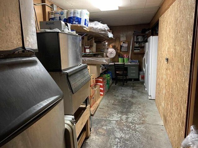 More Photos Of W5884 Cedar Ct, Shawano Bar For Sale