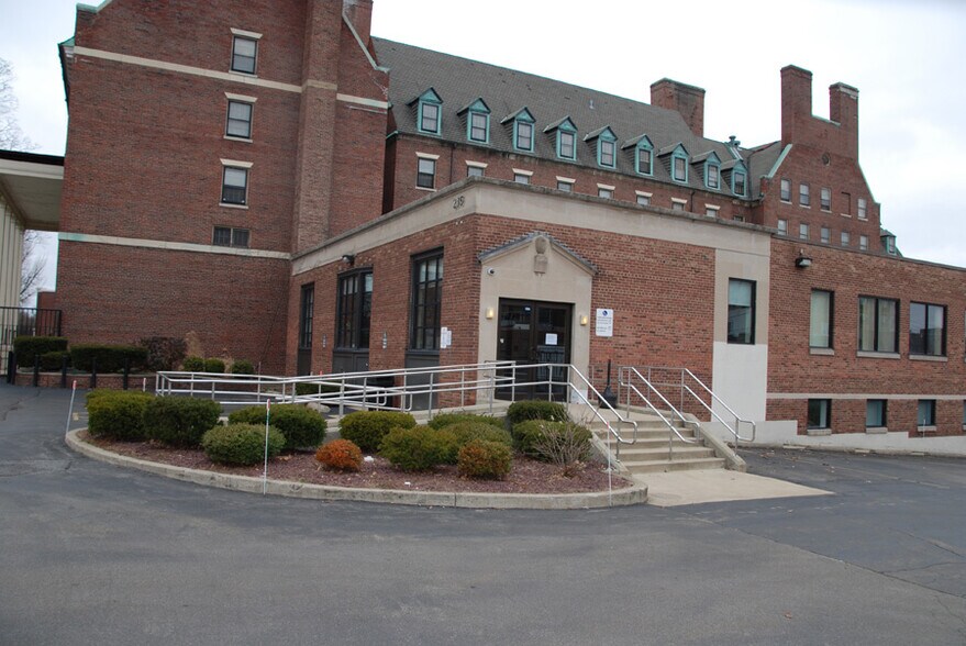 More Photos Of 235 North St, Buffalo Medical For Sale