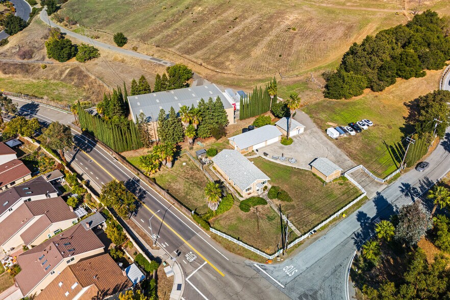 More Photos Of 1995 Old Calaveras Rd, Milpitas Land For Sale