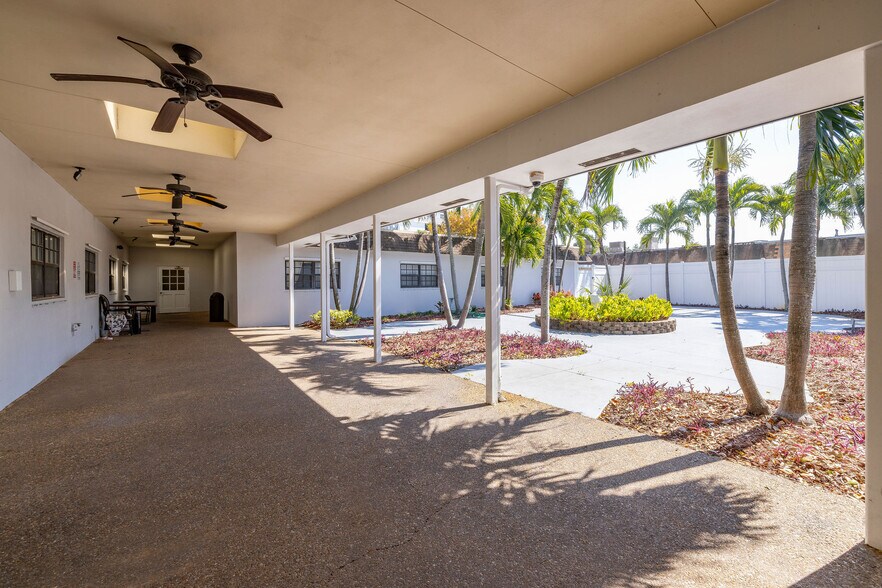 More Photos Of 151 SW 1st St, Dania Beach Assisted Living For Lease