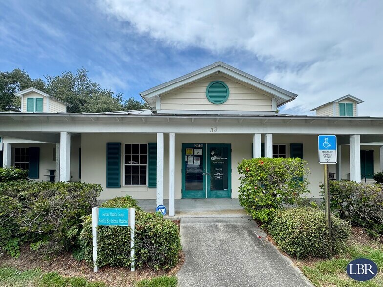 More Photos Of 8000 Ron Beatty Blvd, Micco Office For Lease