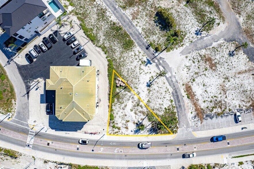 More Photos Of 2915 Estero Blvd, Fort Myers Land For Sale