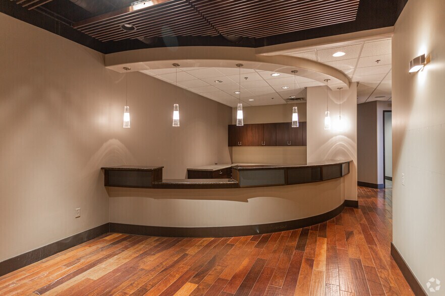 More Photos Of 6440 S Wasatch Blvd, Salt Lake City Office For Lease