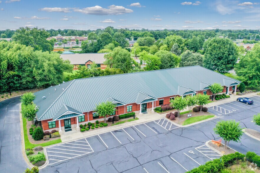 More Photos Of 13310 S Ridge Dr, Charlotte Medical For Lease