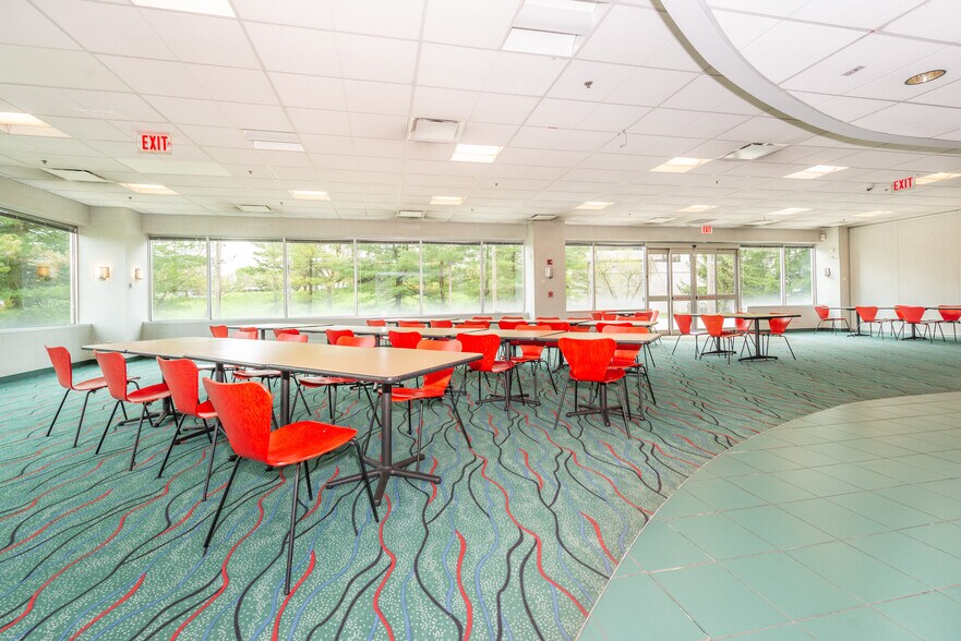 More Photos Of 1467 Rt 31 S, Annandale Office For Sale