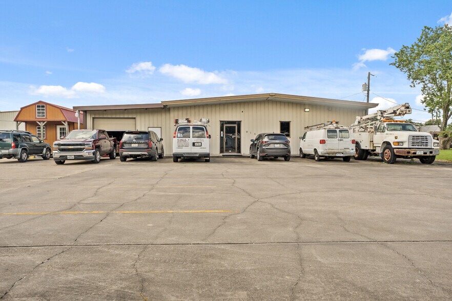 More Photos Of 915 Orange St, La Marque Office For Sale