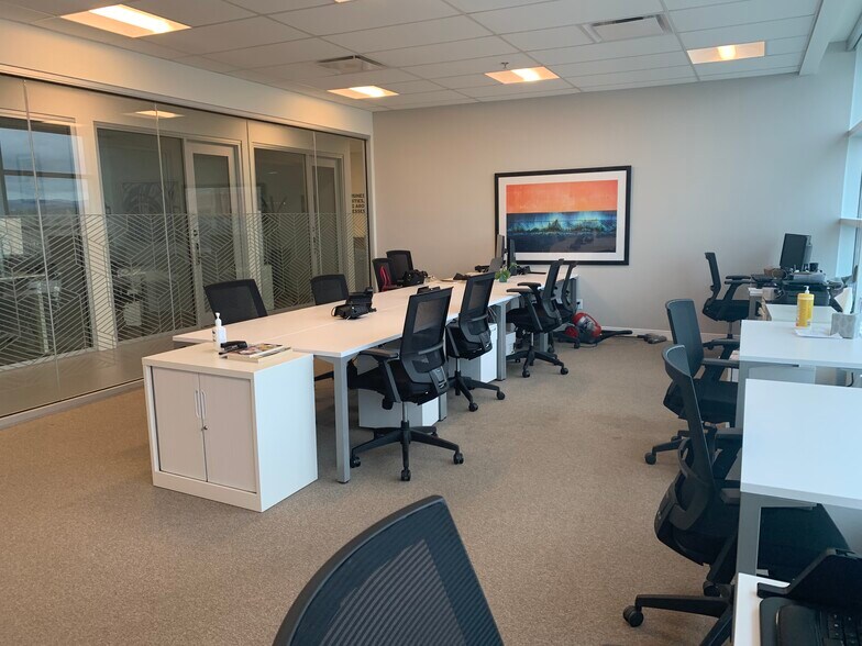 More Photos Of 3450 Uptown Blvd, Victoria Office Residential For Lease