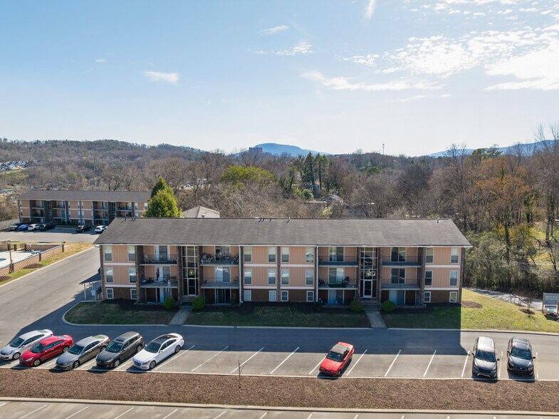 More Photos Of 300 W Midvale Ave, Chattanooga Apartments For Sale
