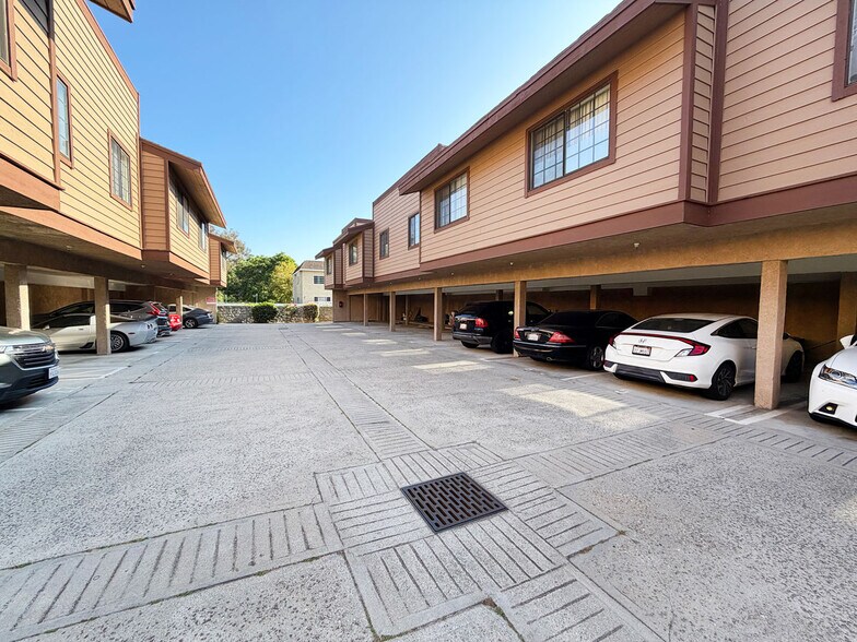 More Photos Of 314 Lincoln Ave, Glendale Apartments For Sale