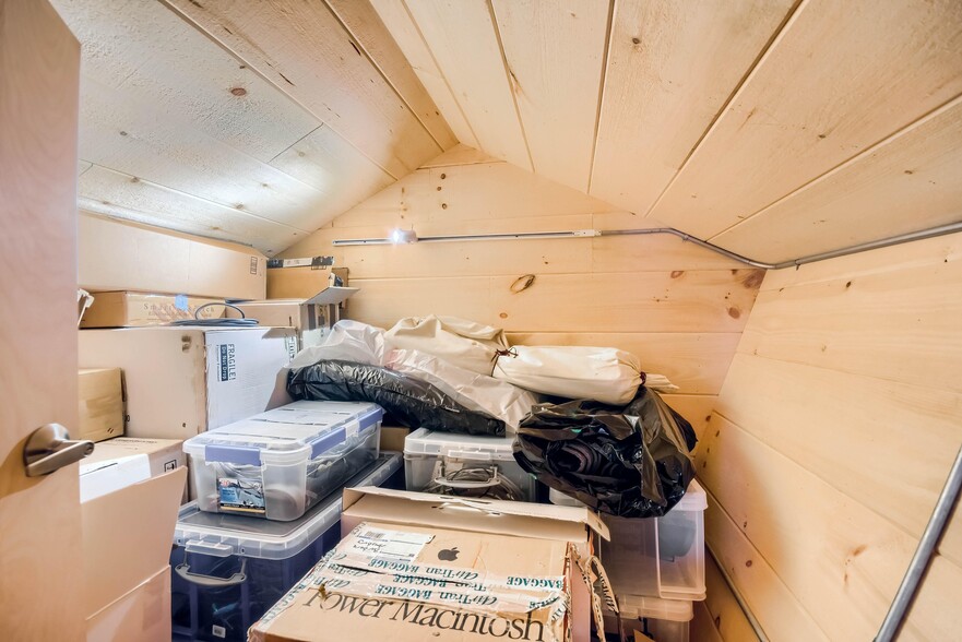 More Photos Of 1440 Woodmont Ln, Atlanta Loft Creative Space For Sale