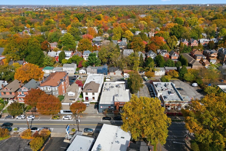 More Photos Of 1237 Bardstown Rd, Louisville Storefront For Lease