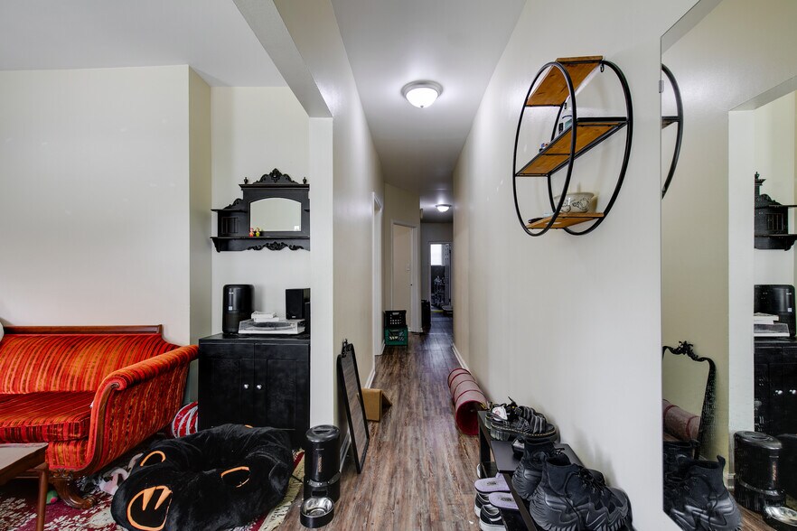 More Photos Of 1908 Parkwood Ave, Richmond Apartments For Sale