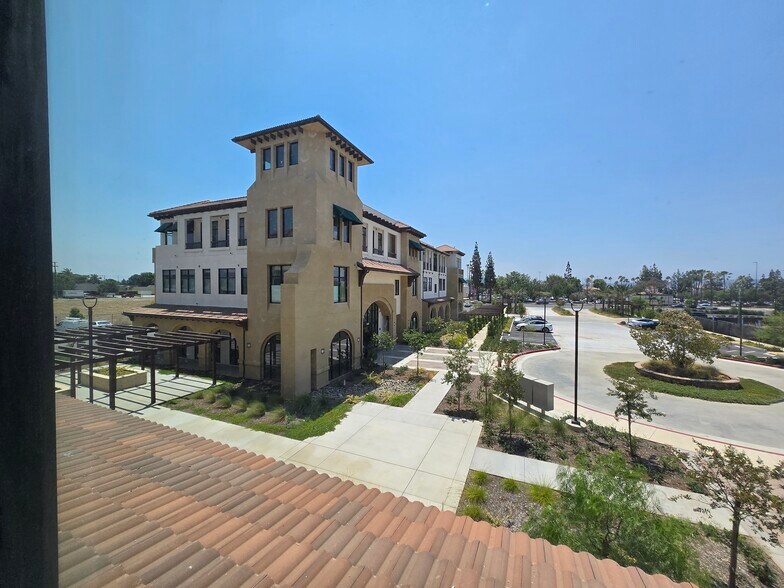 More Photos Of 5624 Philadelphia St, Chino Coworking Space
