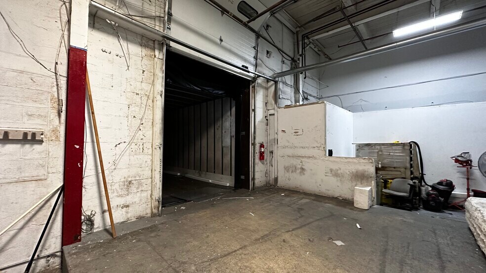 More Photos Of 1727-1801 Union Blvd, Allentown Warehouse For Lease