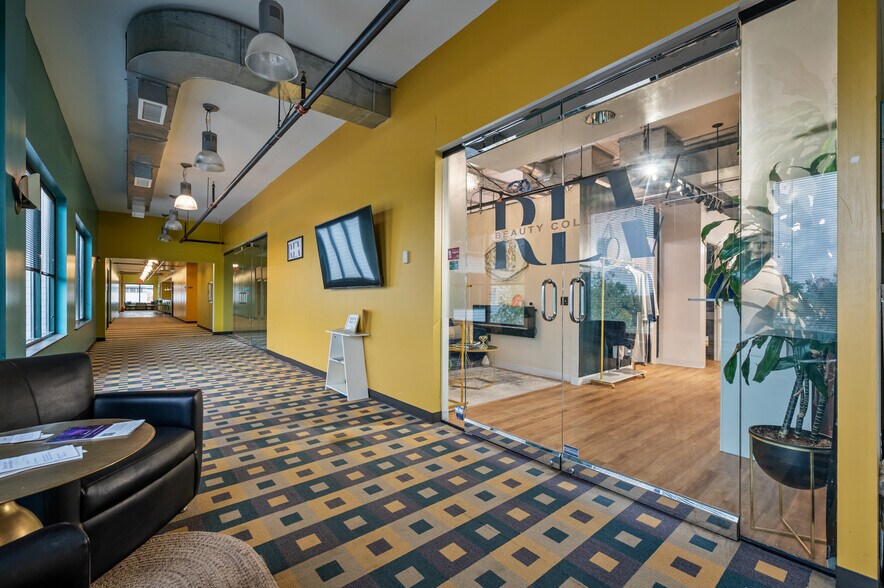 More Photos Of 12330 Perry Hwy, Wexford Medical For Lease