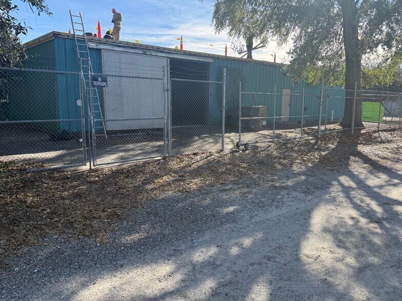 More Photos Of 1316 S 5th Ave, Wilmington Land For Lease