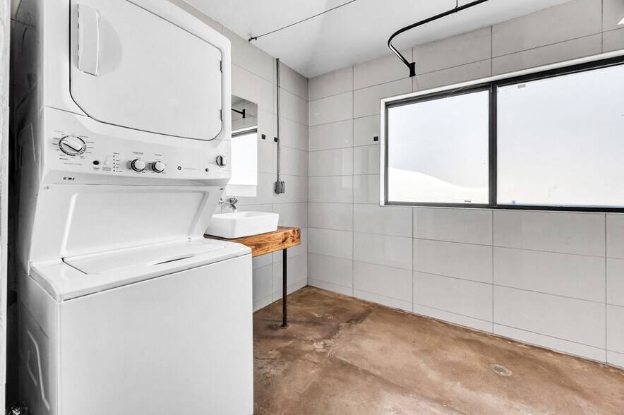 More Photos Of 1810 N 16th St, Phoenix Apartments For Sale