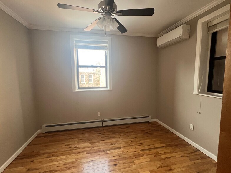 More Photos Of 153 Bank St, New London Apartments For Sale