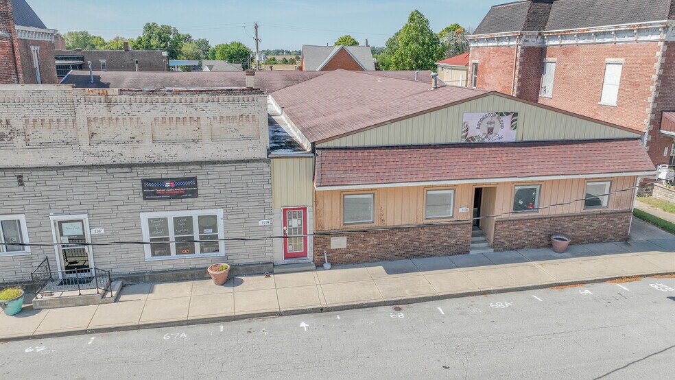 More Photos Of 207 S Railroad St, Brookston General Retail For Sale