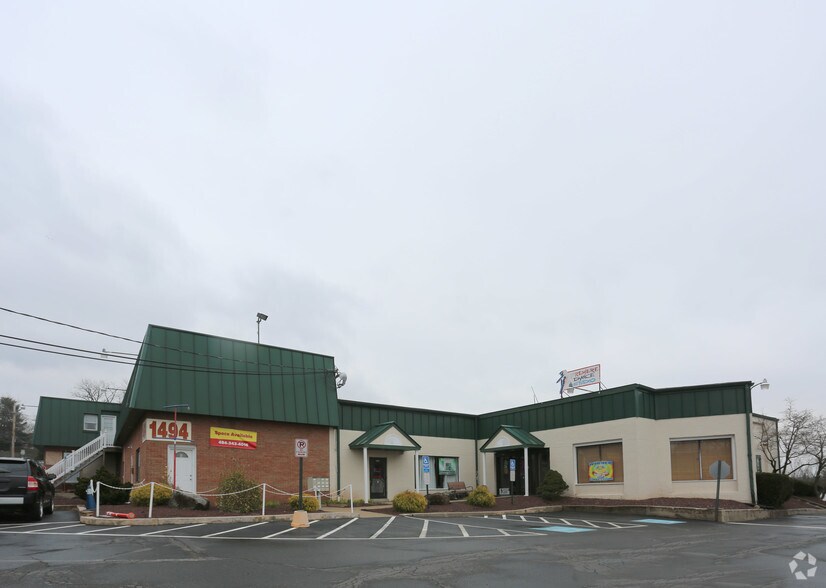 Primary Photo Of 1494 N Charlotte St, Pottstown General Retail For Lease