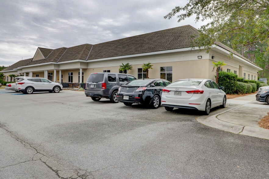 More Photos Of 10 William Pope Dr, Bluffton Medical For Lease