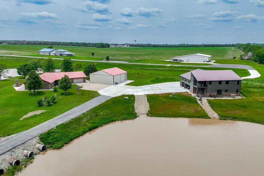 More Photos Of 7015 S 143rd St E, Derby Airplane Hangar For Sale