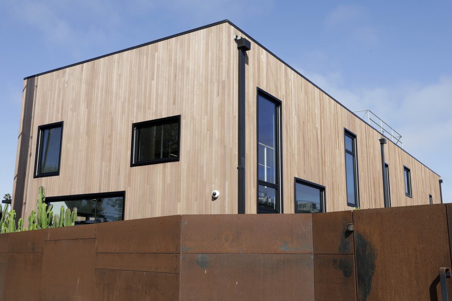 More Photos Of 606-654 Venice Blvd, Venice Loft Creative Space For Lease