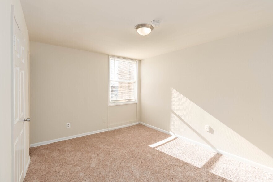 More Photos Of 6004-6028 Amberwood Rd, Baltimore Apartments For Sale