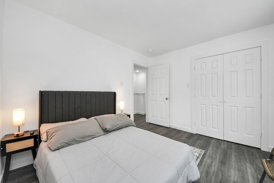 More Photos Of , Houston Multifamily For Sale