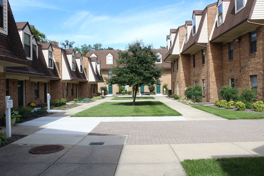 More Photos Of 3525 Ellicott Mills Dr, Ellicott City Office For Lease