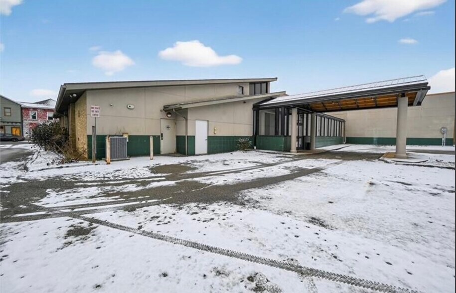 More Photos Of 155 E Market St, Blairsville Medical For Sale
