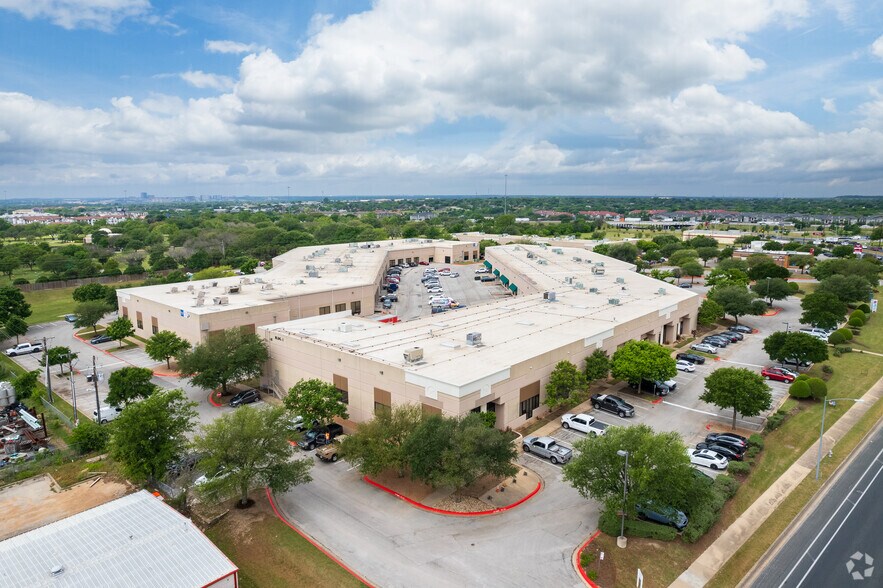 More Photos Of 1421 W Wells Branch Pky, Pflugerville Flex For Lease