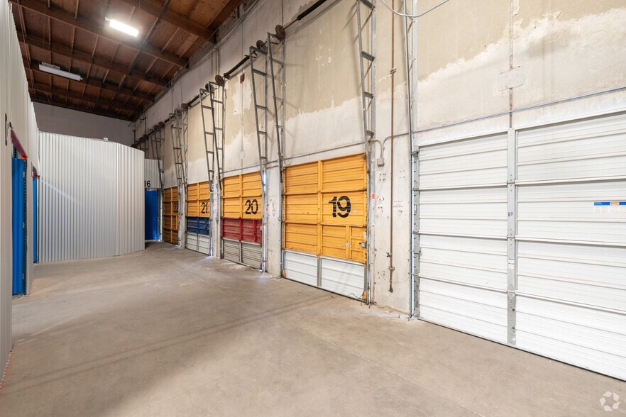 More Photos Of 25509 Industrial Blvd, Hayward Distribution For Lease