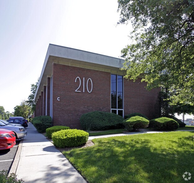 More Photos Of 210 Summit Ave, Montvale Medical For Sale