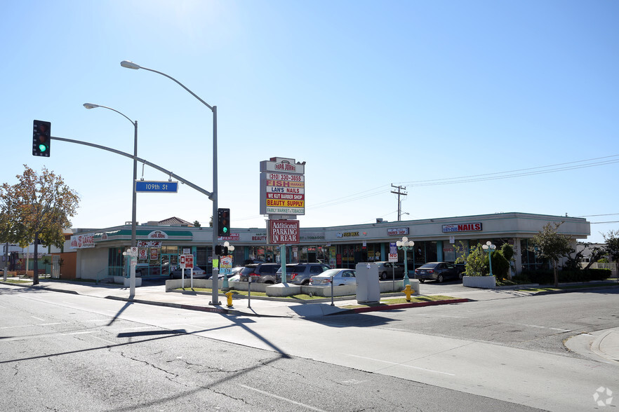 Primary Photo Of 10901 Crenshaw Blvd, Inglewood Storefront For Lease