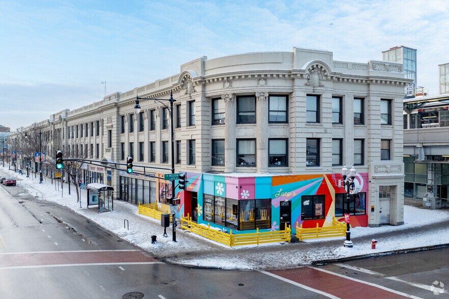 Primary Photo Of 4554 N Broadway, Chicago Office For Sale