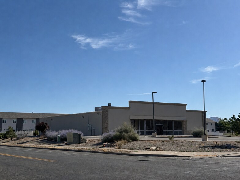 Primary Photo Of 2776 Acrin Ave, Grand Junction Freestanding For Lease